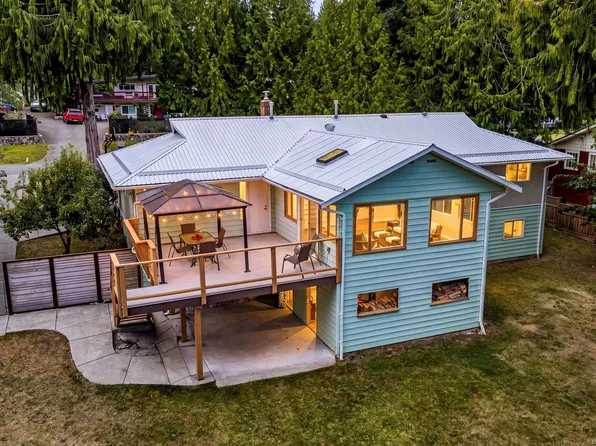 1320 Webdon Rd, Comox Valley, BC V9N 9K5