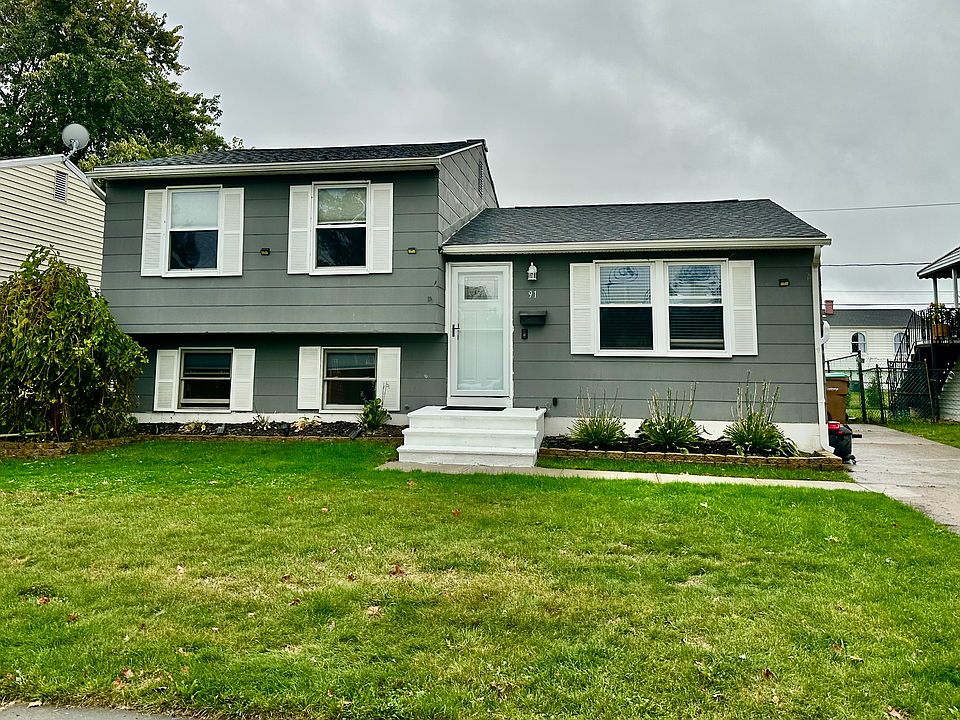 1st image of 91 Le Havre Dr