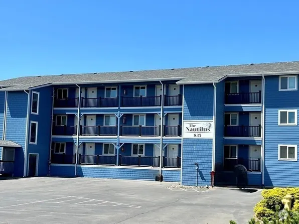 835 Ocean Shores Boulevard NW #305, Ocean Shores, WA 98569