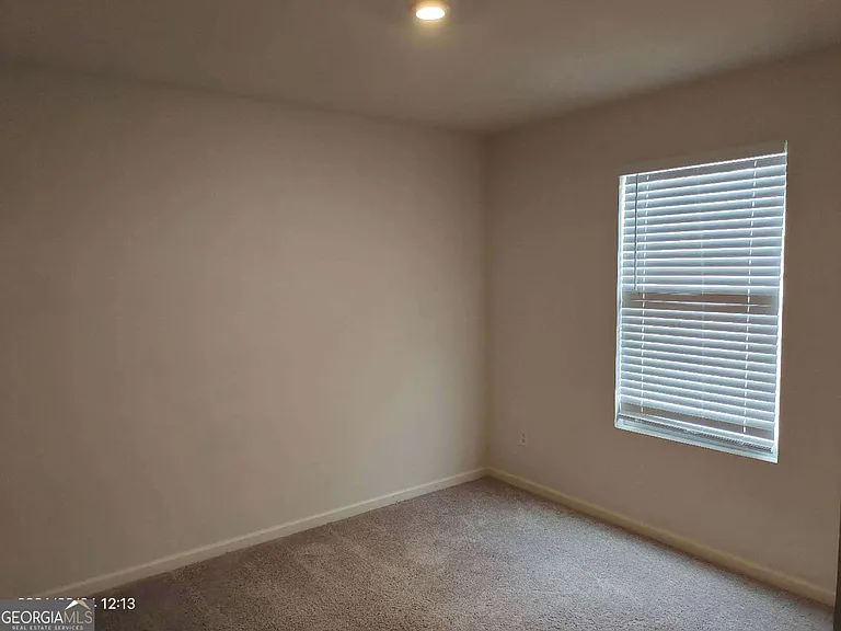 522 Pemberton St — Photo 5