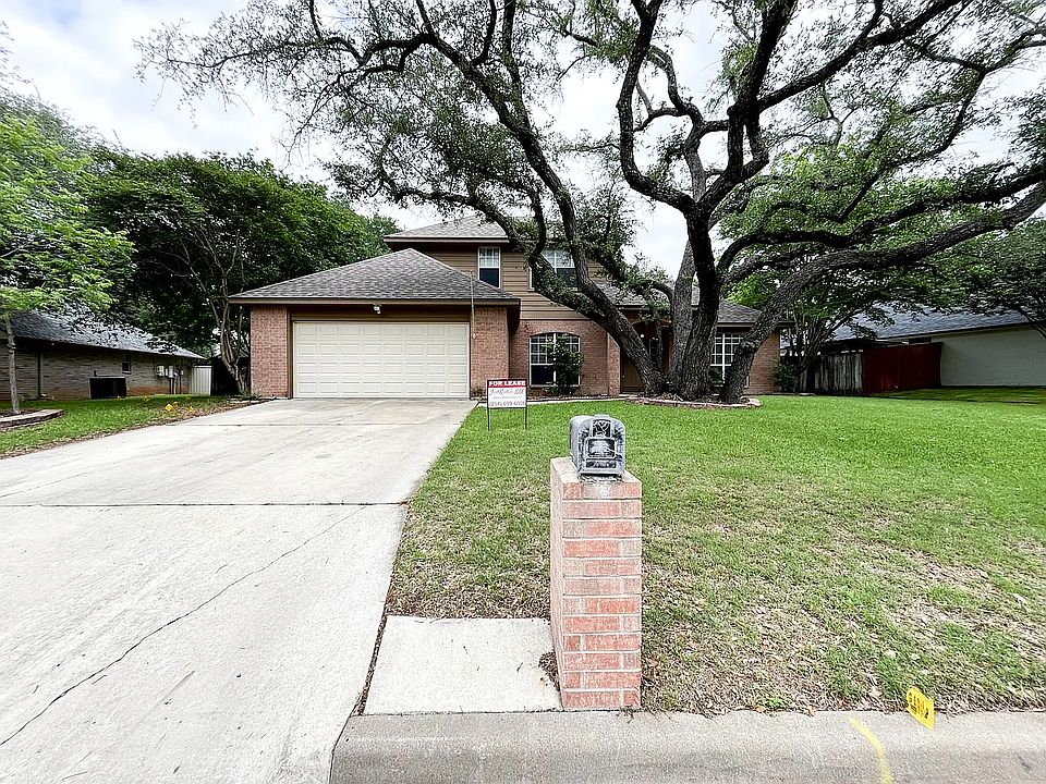 1st image of 1809 McGinnis Ct