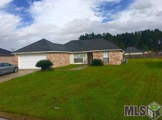 25994 Burlwood Ave, Denham Springs, LA 70726