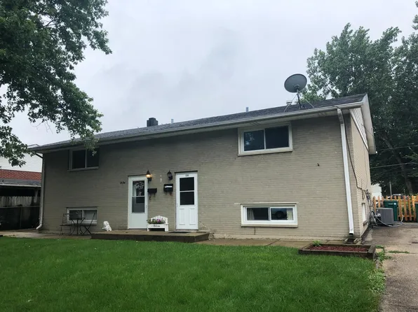 1319 Highland Ave, Lockport, IL 60441