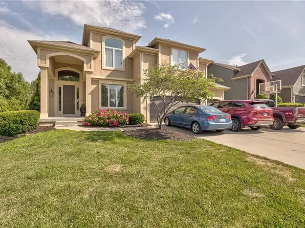 21710 W 60th St, Shawnee, KS 66218