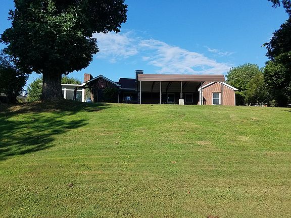 2nd image of 18 Orchard Dr