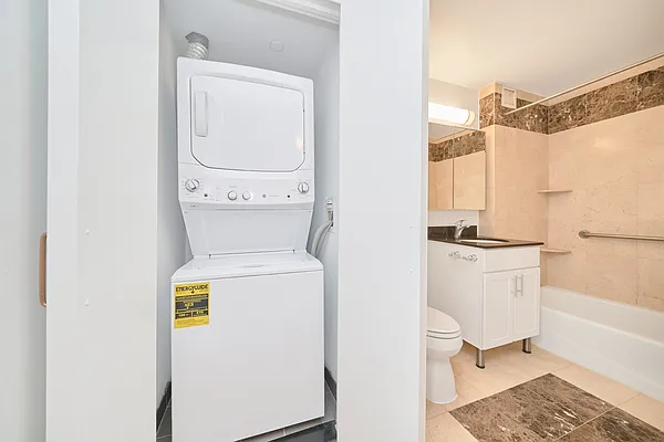 Rented by Living New York | media 22