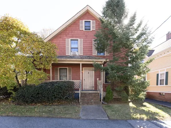 157 Fisher St, North Attleboro, MA 02760
