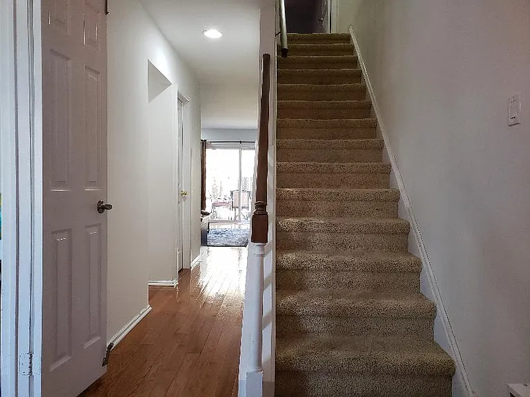 1187 Heyward Rd — Photo 2