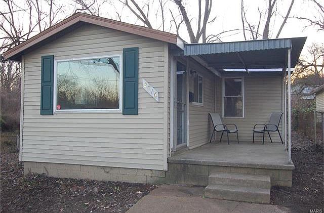 1st image of 2516 Mary Ave