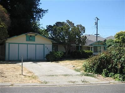 2nd image of 6812 Kermit Ln