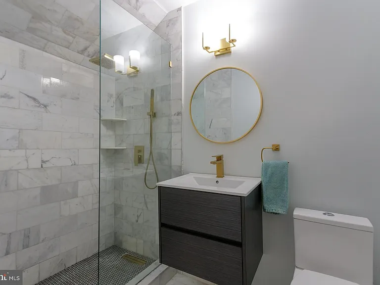 104 Hicks Aly — Photo 22