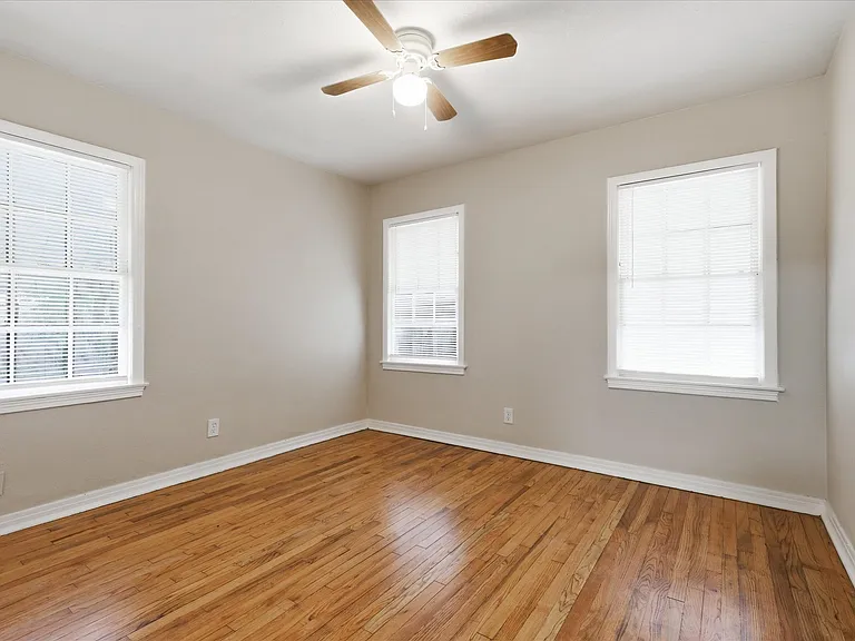 3523 Dutton Dr — Photo 10