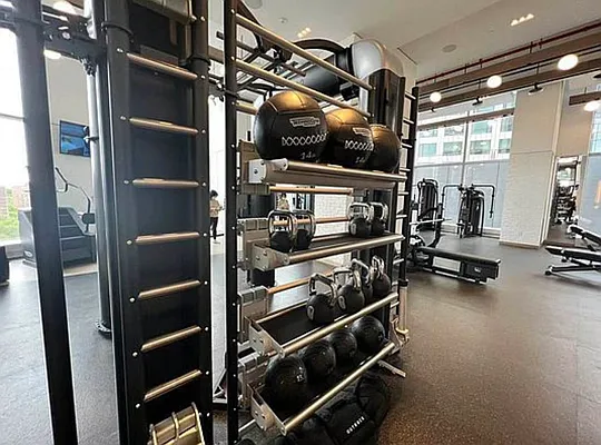 Rented by E Realty International Corp | media 63