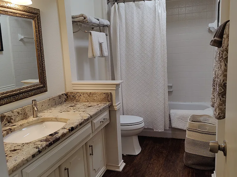 3433 Lynbrook Dr — Photo 4