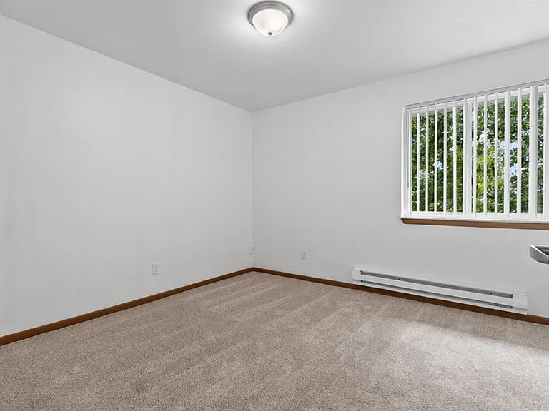 City View Apartments — Photo 31