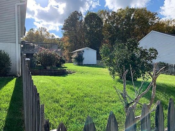 3rd image of 11608 Saddleback Dr