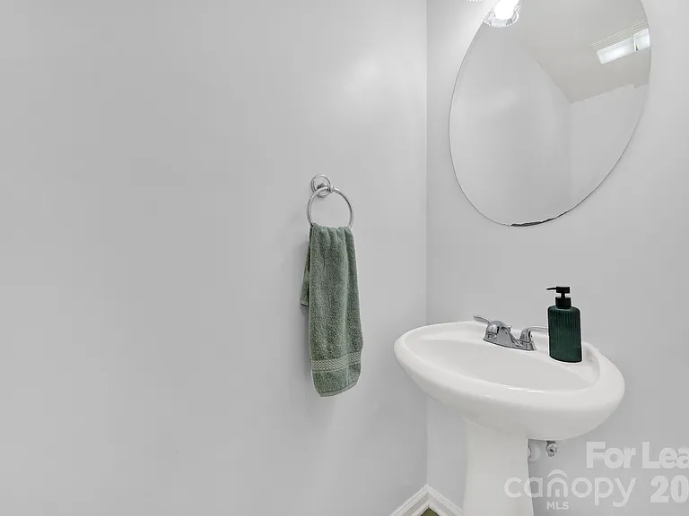 10541 Haddington Dr NW — Photo 16