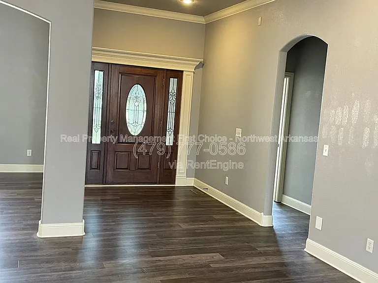 8763 Apple Gln — Photo 6