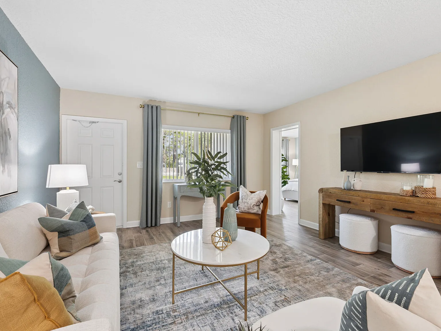 Vetra Indian Harbour Beach — Photo 4