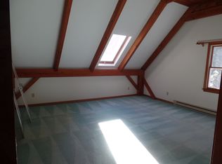 98 Parmenter Rd, Framingham, MA 01701