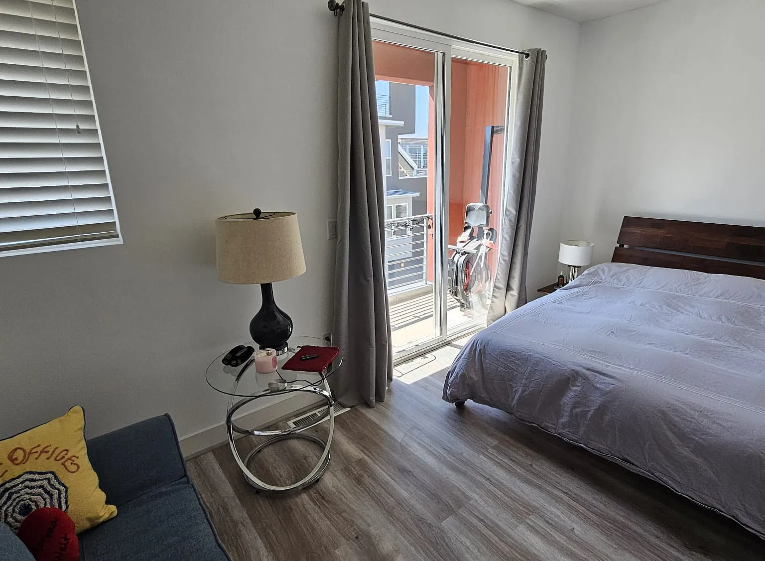 2 bed, 2.5 bath, 1548 sqft, $2,300 — Photo 3
