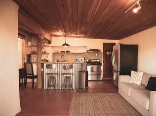 73 Sugar Ln, El Prado, NM 87529