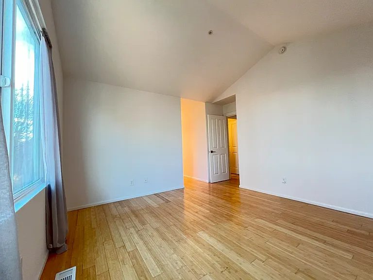 4113 S 220th Pl — Photo 14