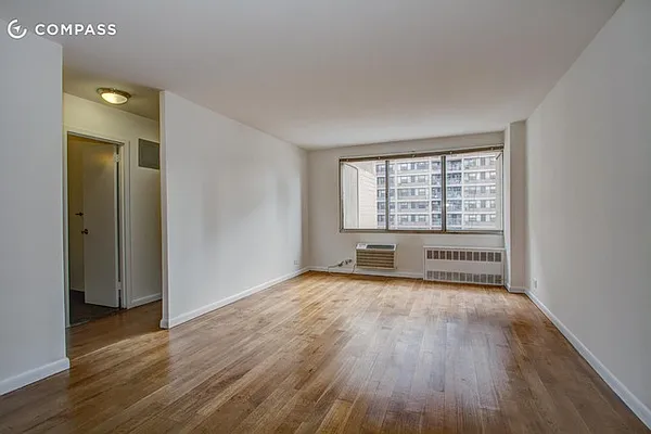 Rented by Compass | media 29