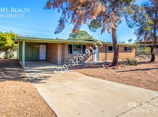 2811 S Lands End Rd, Tucson, AZ 85713