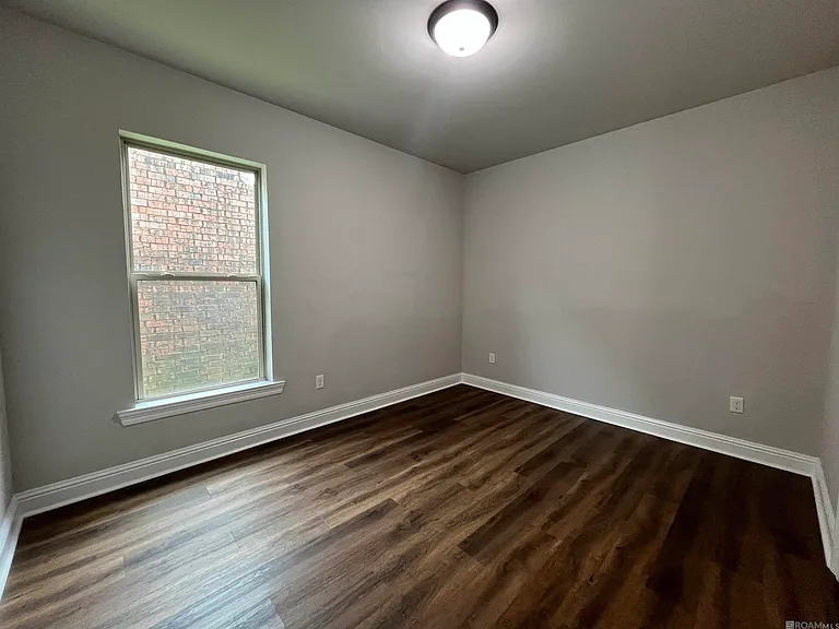 1303 Hickory Creek Dr — Photo 14