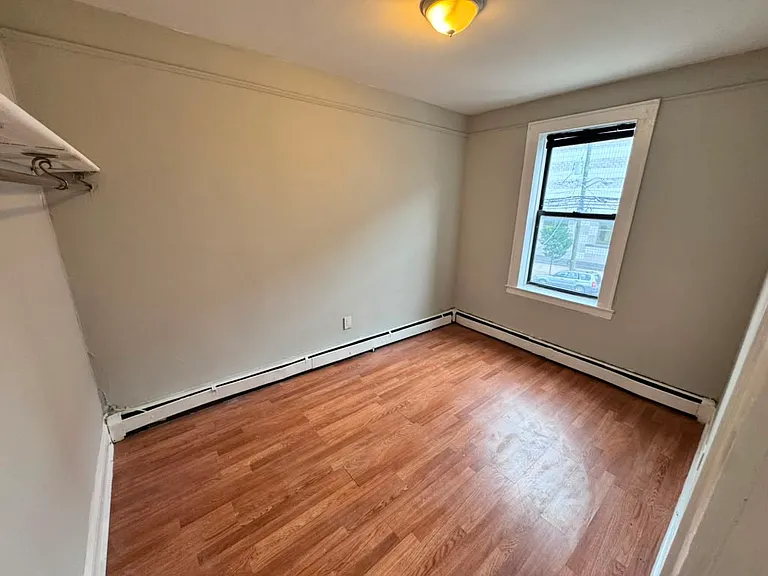 115 Grafton Ave #3F — Photo 3
