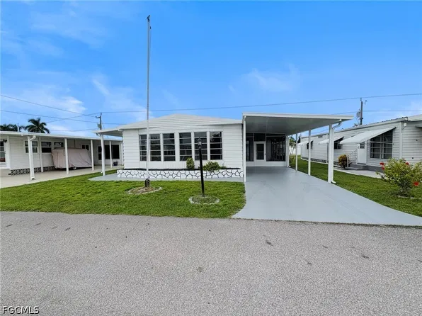 3347 Rainbow Ln, North Fort Myers, FL 33903