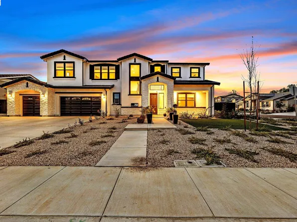 259 Eagle Nest Dr, Oakley, CA 94561