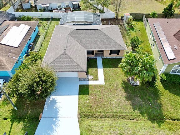 4th image of 620 Heraldo Ct