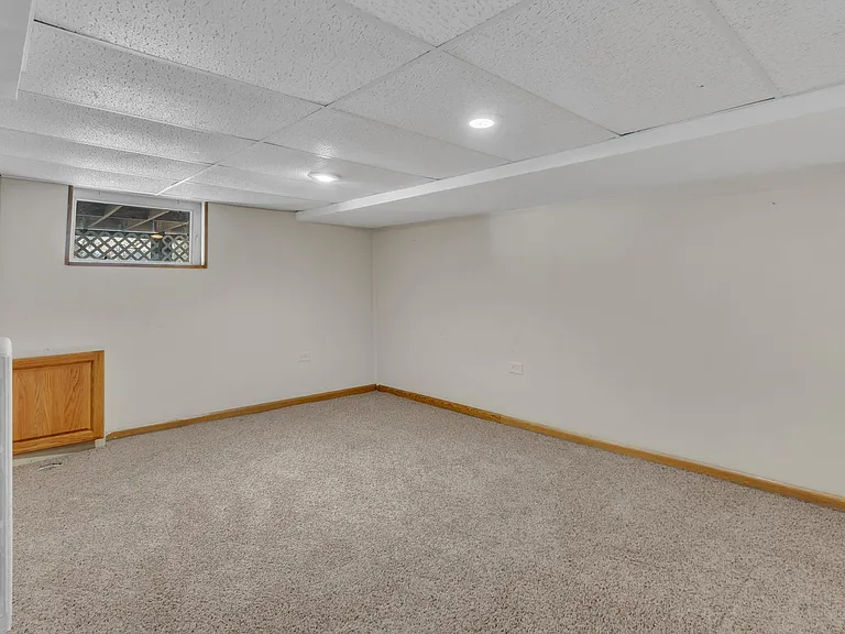 228 W Grove St #1 — Photo 20