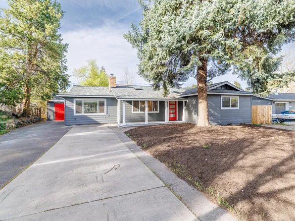 1382 NE Drost Dr, Bend, OR 97701