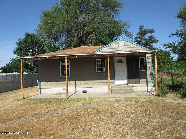 2nd image of 1208 S 9th St