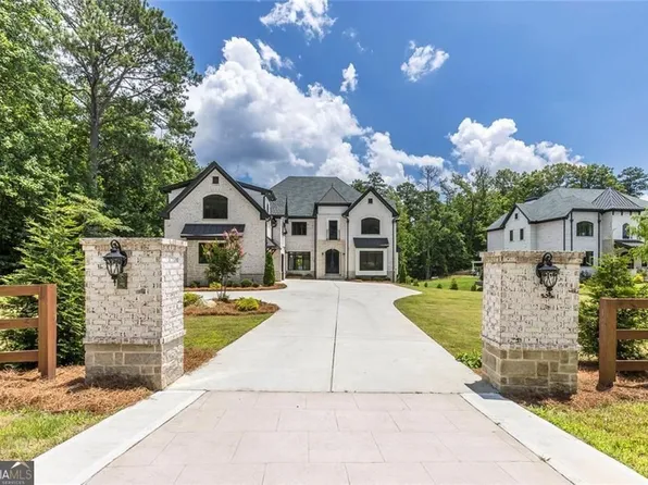 10765 Shallowford Rd, Roswell, GA 30075