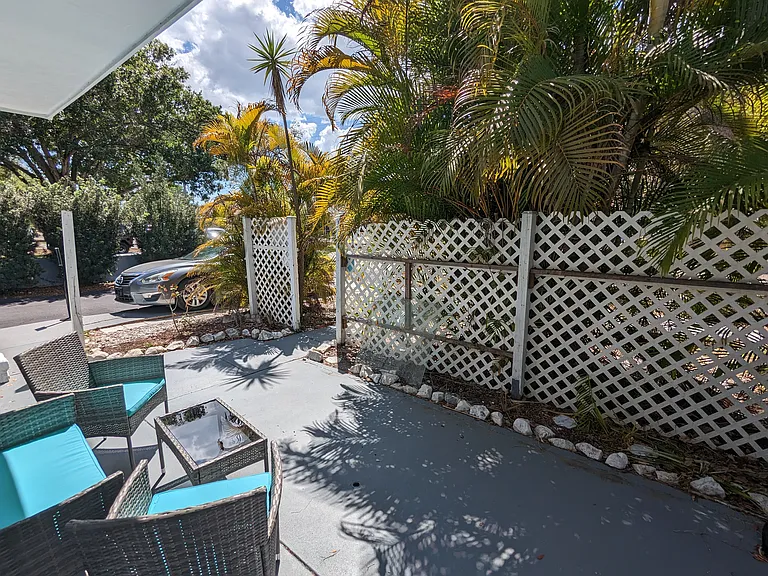 519 Florida Ave — Photo 12