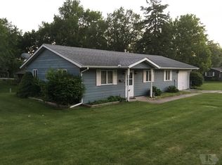 101 E 1st St, Lamoni, IA 50140