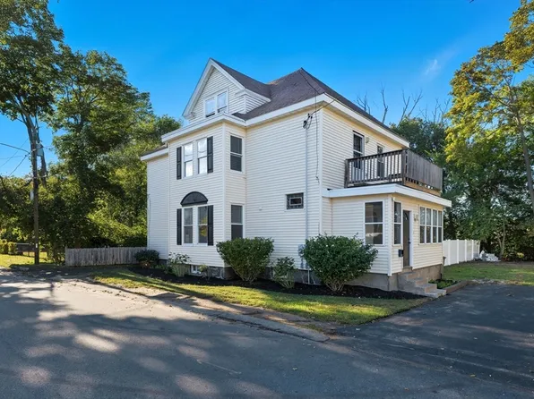 53 May St, North Andover, MA 01845