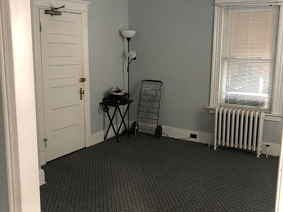 3rd image of 9 Pierpont Street
