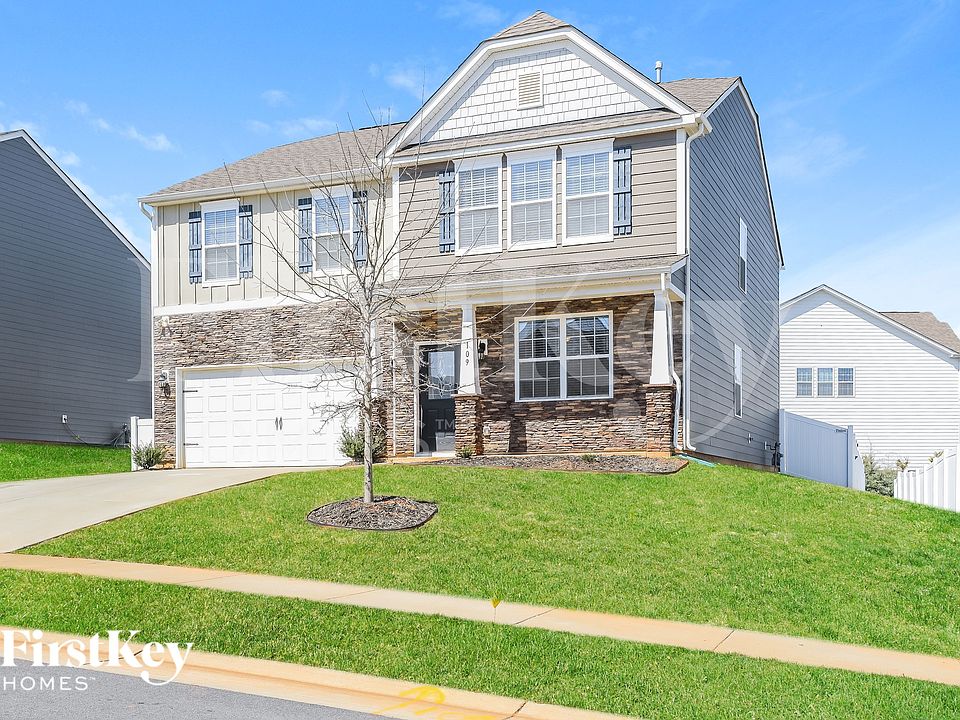 1st image of 109 Longleaf Dr