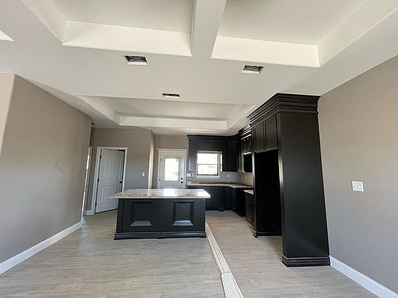 4th image of 3022 Uriel Dr