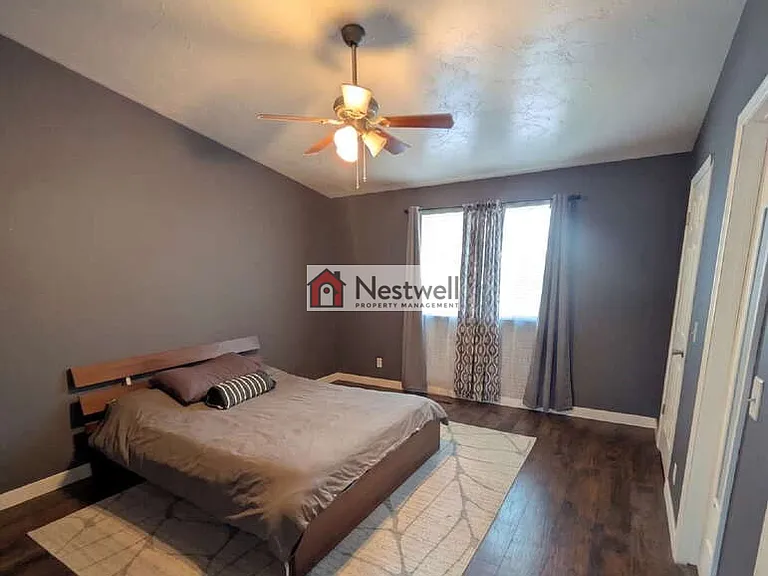 1637 W Crystal Ridge Dr — Photo 10
