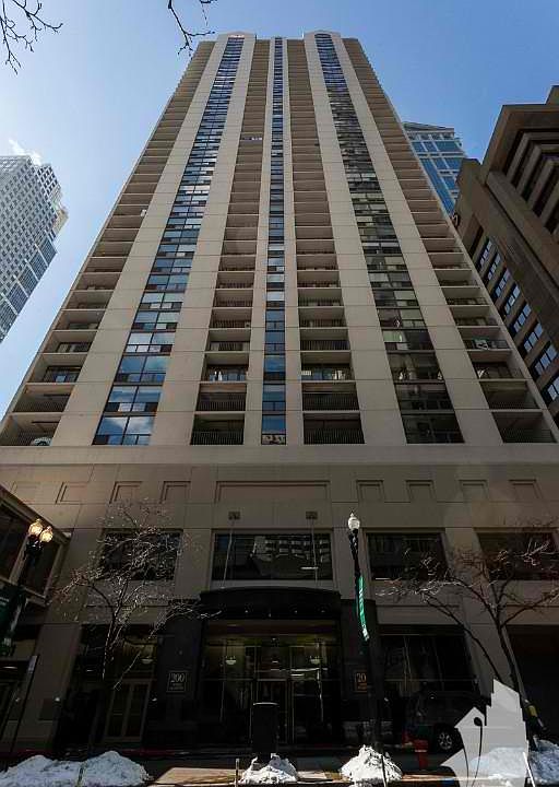 1st image of 200 N Dearborn St Unit 2507A
