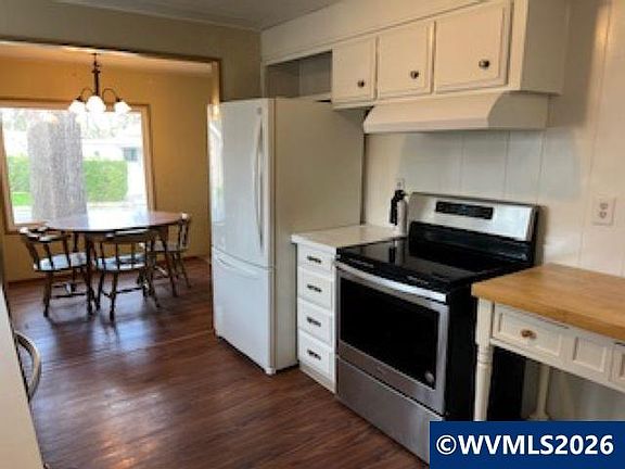 5th image of 3100 Turner Rd SE Unit 523