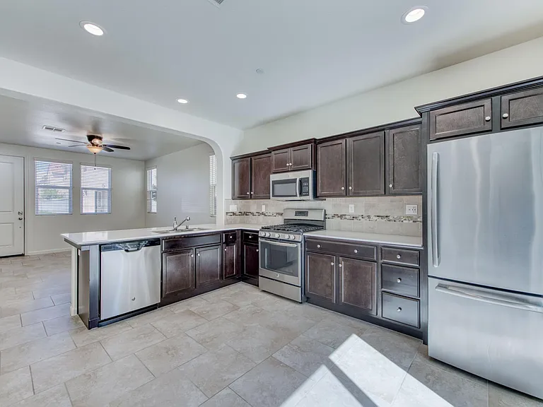 3714 Amity Ln — Photo 11
