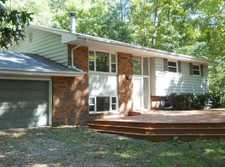 7010 Cornell Rd, Athens, OH 45701