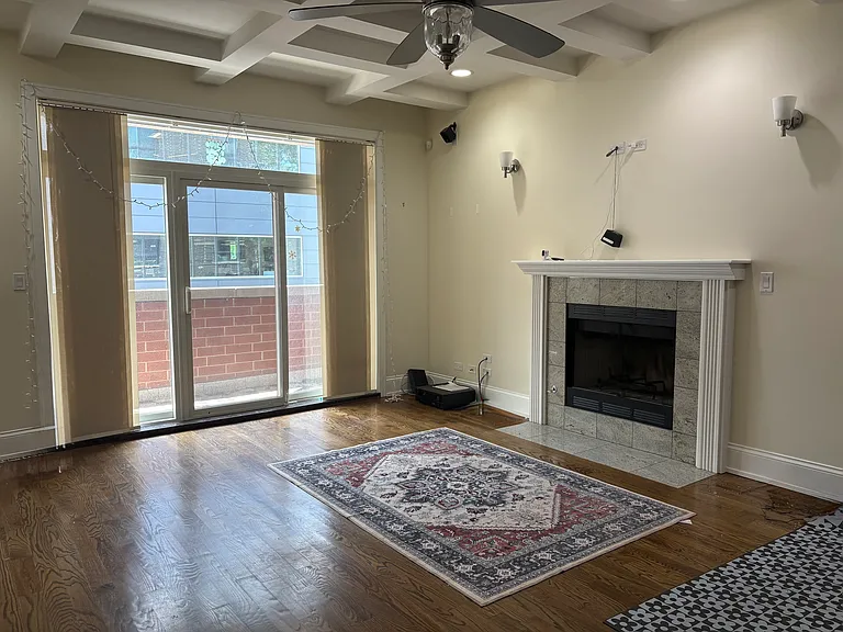 1622 N Bosworth Ave #2 — Photo 1